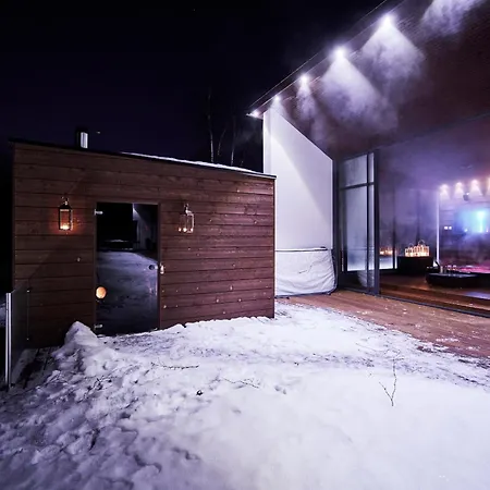 Luxvilla
